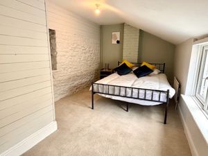 bedroom2- click for photo gallery